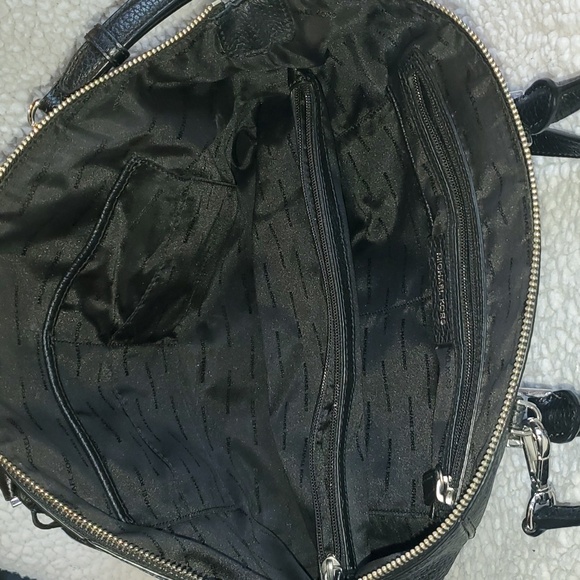 Michale Kors Black Leather Handbag - Picture 4 of 14